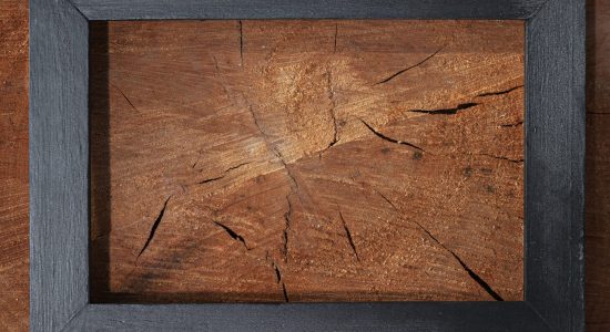 above-view-frame-on-wooden-background (1)